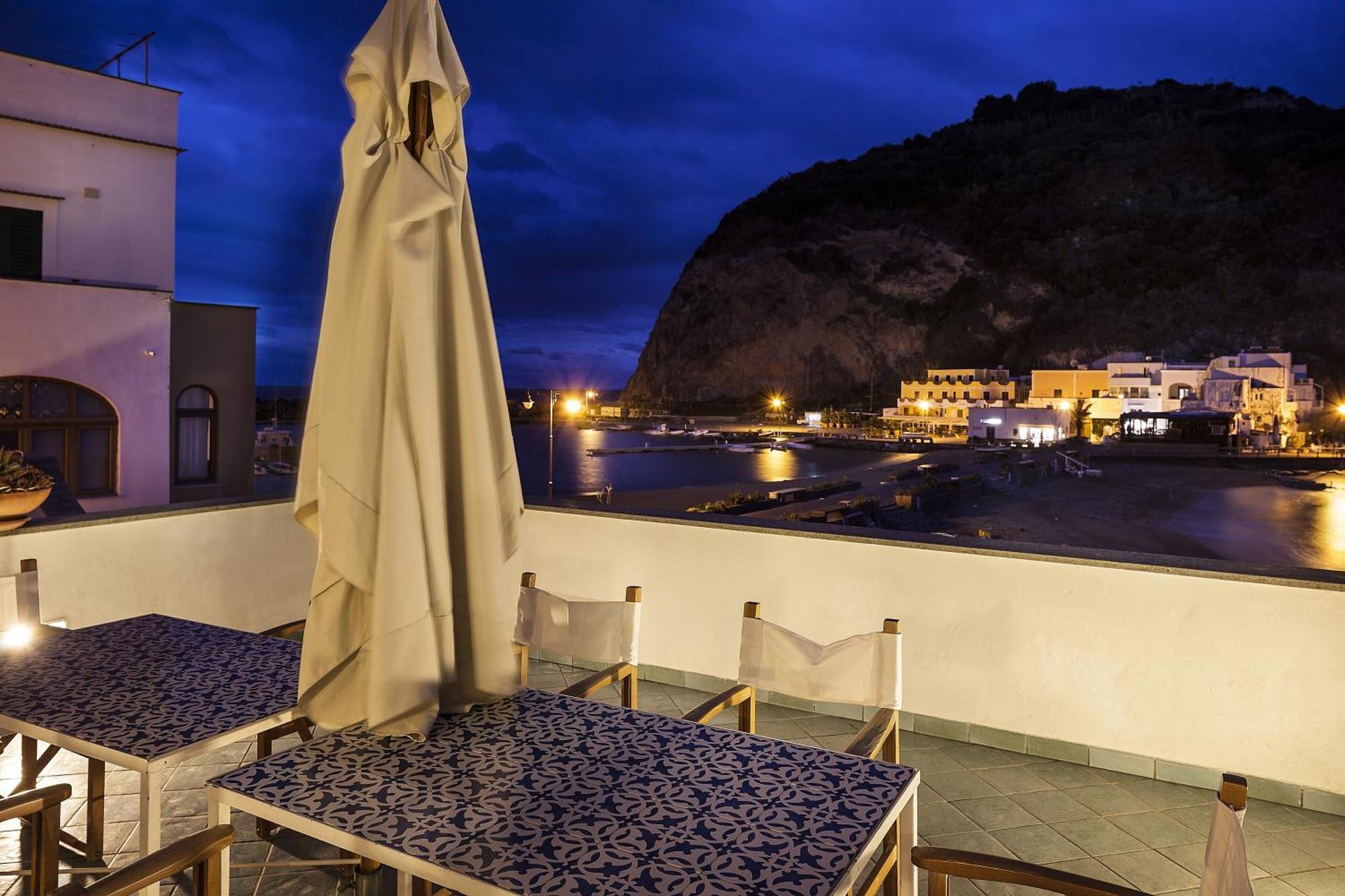 Appartamenti Le Pleiadi - Sant'Angelo D'Ischia Екстериор снимка